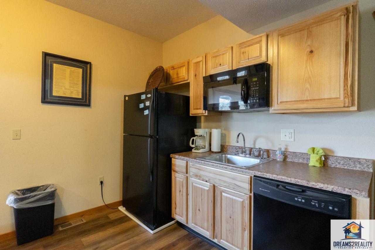 Forest Heights Lodge - 6Br - Pool Table - Near Silver Dollar City - Free Tickets Included Брэнсон Экстерьер фото