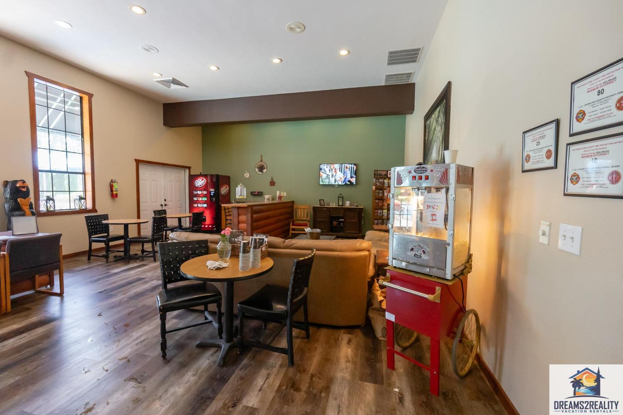 Forest Heights Lodge - 6Br - Pool Table - Near Silver Dollar City - Free Tickets Included Брэнсон Экстерьер фото